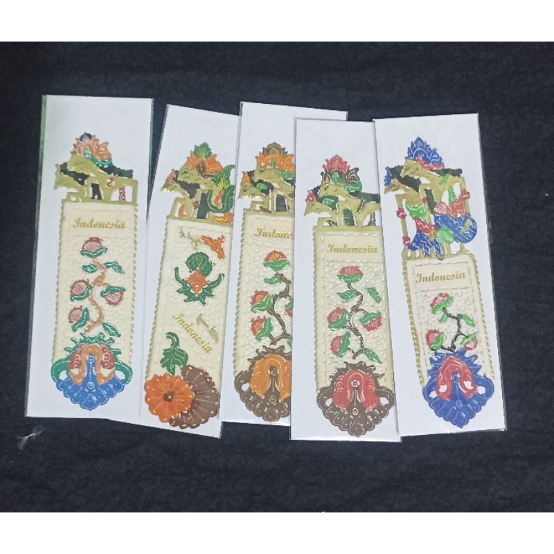 

pembatasan buku wayang bookmark leather wayang exclusive