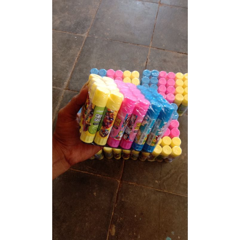

lem kertas satu pack