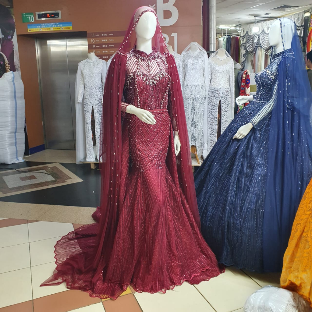 Gaun pengantin terbaru/ gaun pengantin ekor duyung / gaun pengantin hijab lengkap hijab slayer dan ekor
