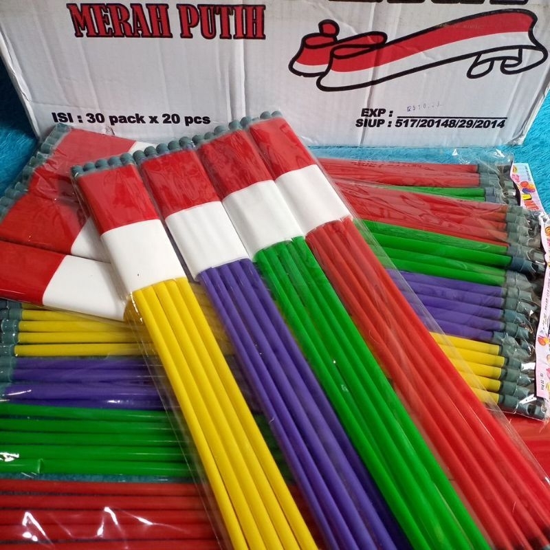 (20pcs PLUIT BENDERA Merah putih/peluit bendera/bendera plastik/gagang bendera