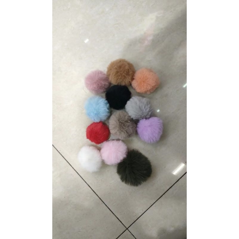 Pompom Jumbo Pom Pom Bulu Halus Furlball