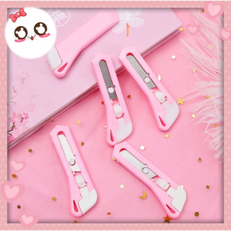 

Pisau Mini Cutter Pink Mini / Pemotong Kertas