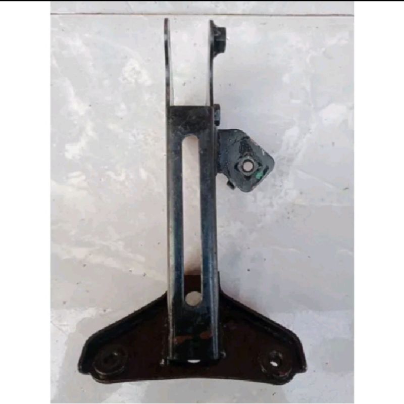 Dudukan tameng depan beat karbu original copotan