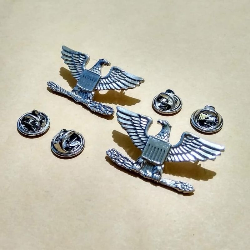 US ARMY Rank Pin Badge / Insignia Colonel Set