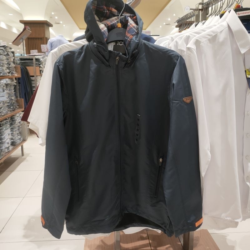 jaket parasit hoodie merk cole barang original matahari dept.store