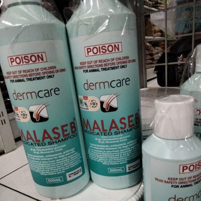 Poison dermcare Shampo Malaseb 500 ml Shampo hewan Malaseb  500 ml