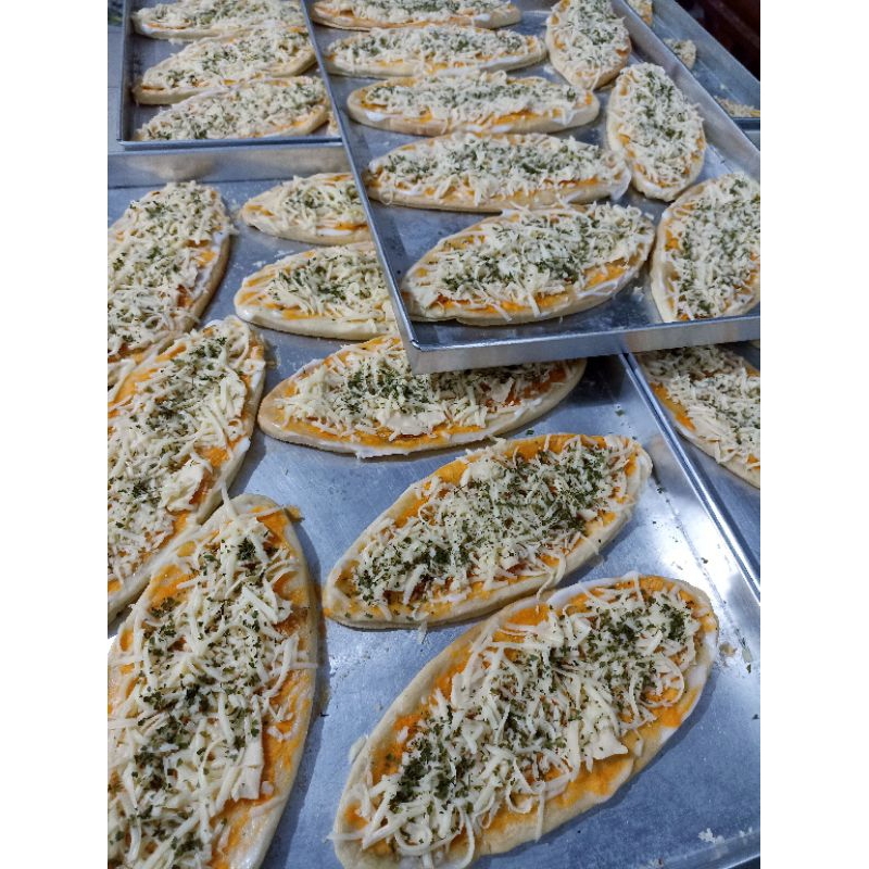 

Pizza Frozen Flat bread Triple Cheese