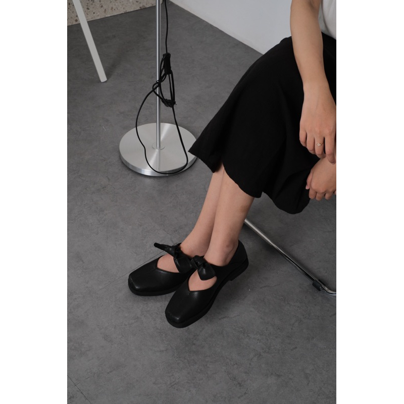 EASTMOUNTSIDE - Talia Flat Shoes