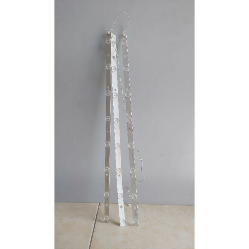 lampu BL Tv led polytron 32t7511