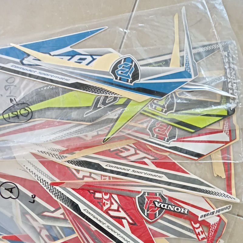 Original Striping stiker lis polet motor honda beat 2019