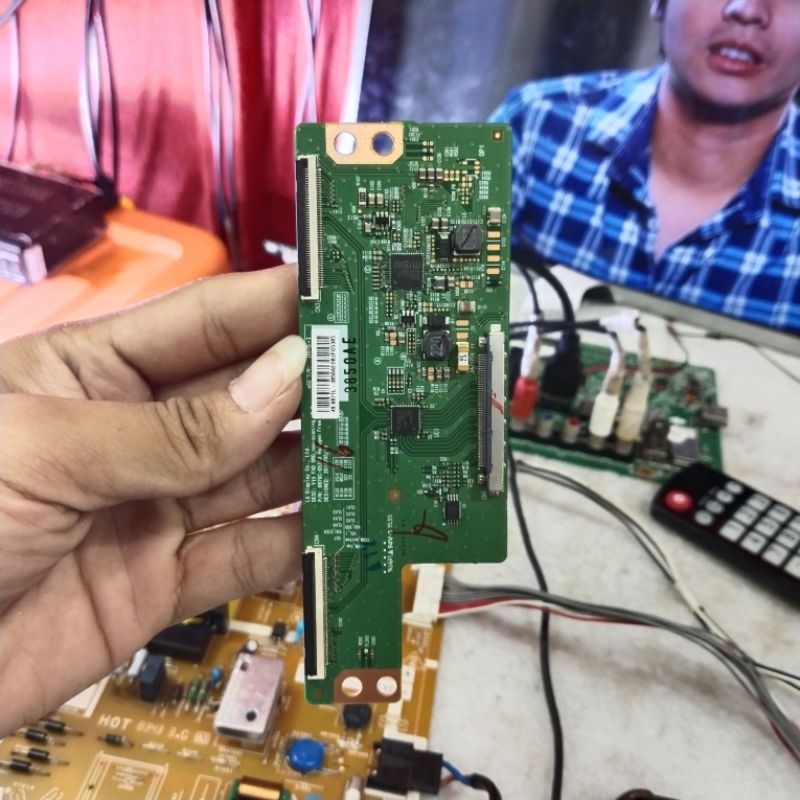 TCON POLYTRON PLD 43V863 TCON TIKON TV LED