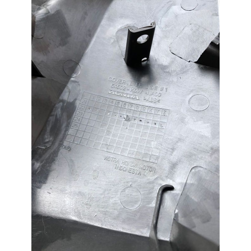 Cover L fr legshield sayap luar kiri adv 160 putih doff dop original