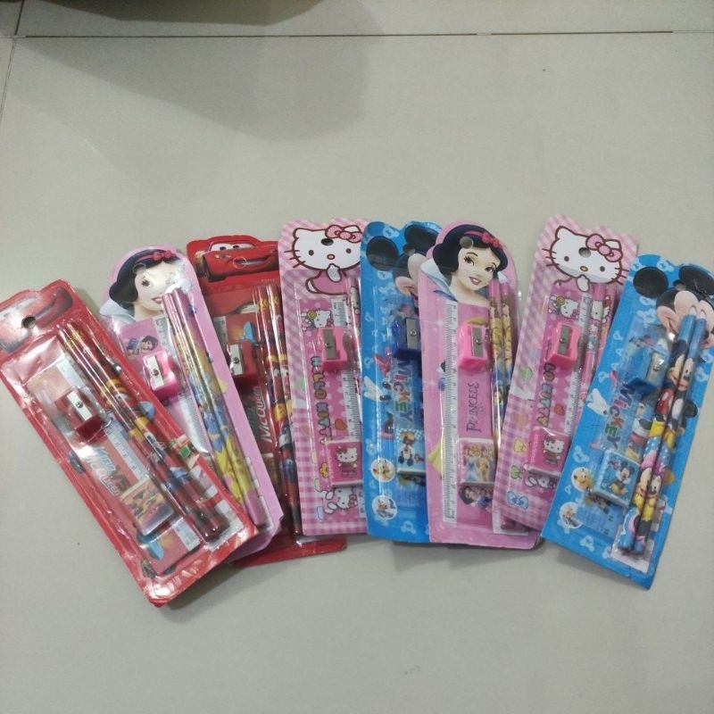 

pinsil anak karakter
