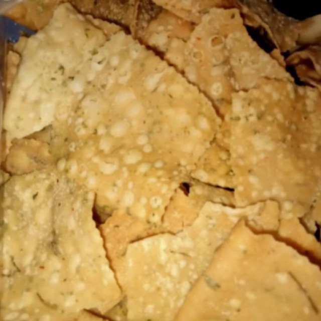 

keripik bawang spesial merk Andini 250 gr
