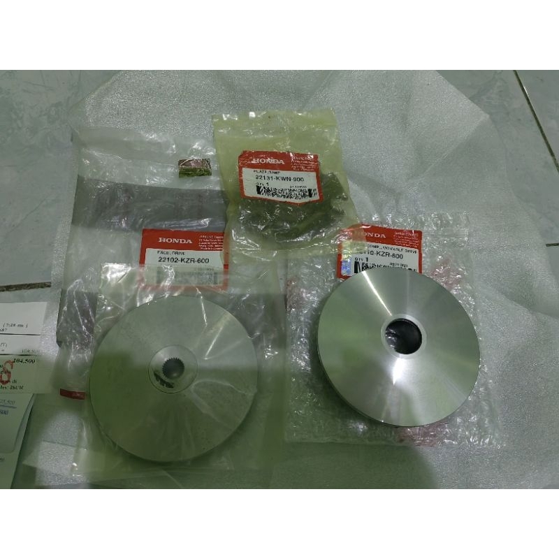 rumah roller puley set vario 125 F1 OLD asli
