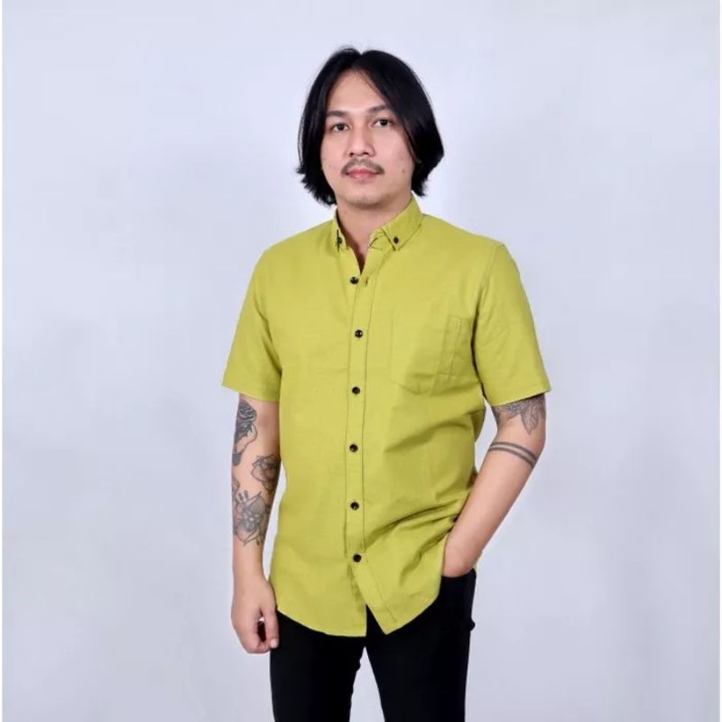 KEMEJA PENDEK PRIA WARNA KUNING LEMON
