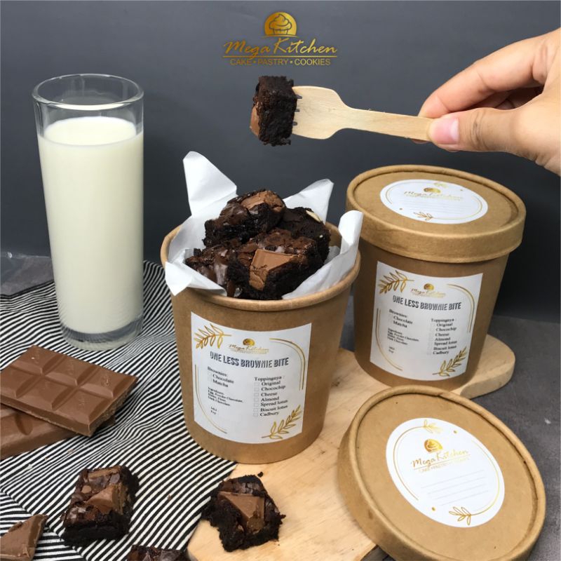 

One less brownie bite by MEGAkitchen || fudgy brownies || fudgy brownies bites || fudgy brownies hampers Cadbury || brownies panggang || brownies in bucket