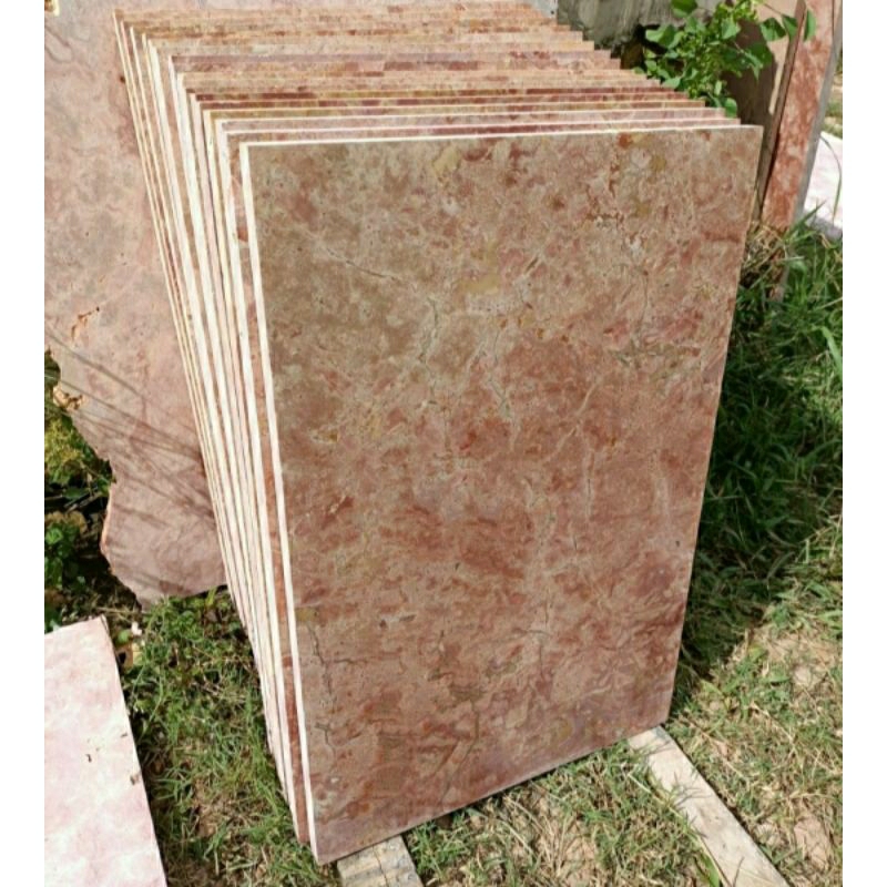 Lembaran Marmer Merah