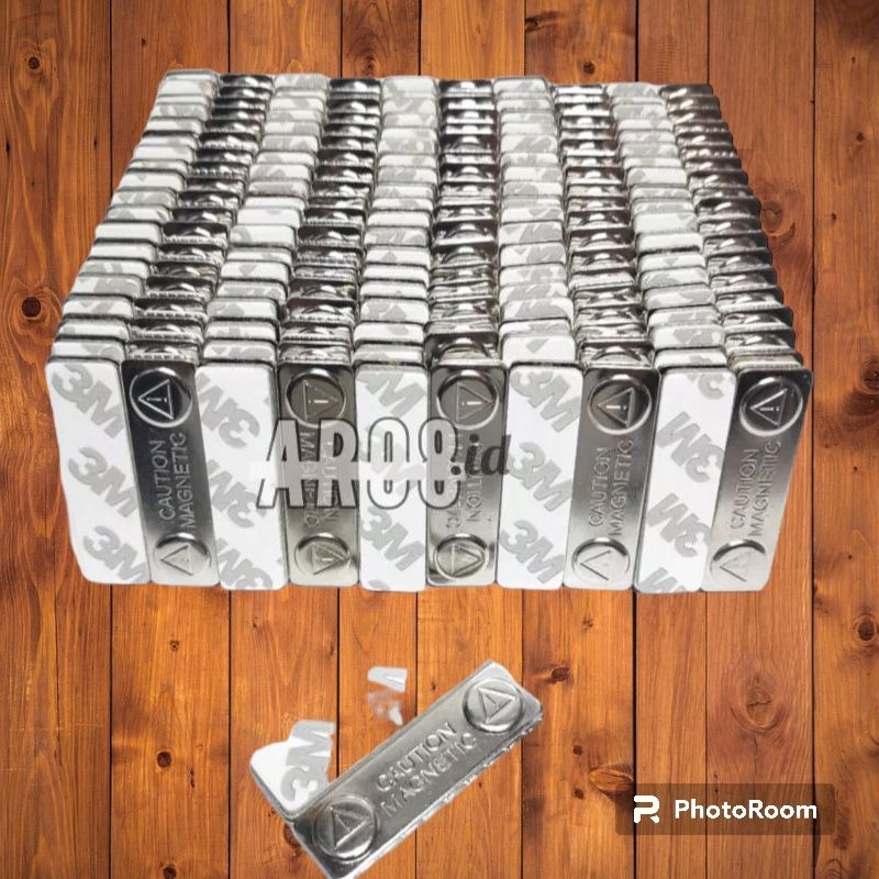 

magnet papan nama dada