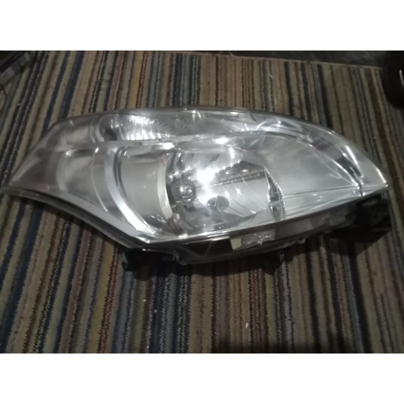 HEADLAMP SUZUKI ERTIGA 2014-2017 KANAN