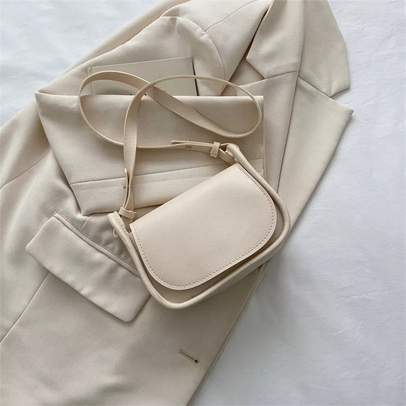 ZEA SADEL SLINGBAG, TAS SELEMPANG BAHU WANITA MURAH MUAT HP BAHAN SINTETIS MINISO TEBAL WARNA CREAM