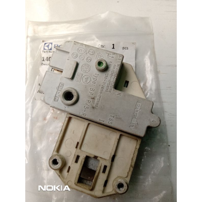 doorlock mesin cuci nya Electrolux original