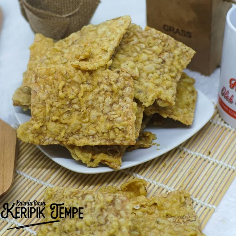 

Keripik Tempe Bandung 500gr / Kripik Tempe Malang Krispi Renyah Kriuk Pedas Gurih