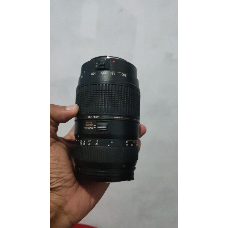 lensa tele tamron canon 70-300 mm