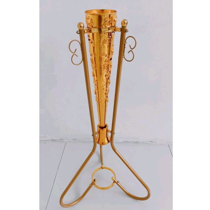 POT STANDING BESI UNTUK BUNGA SUDUT / POT CORONG