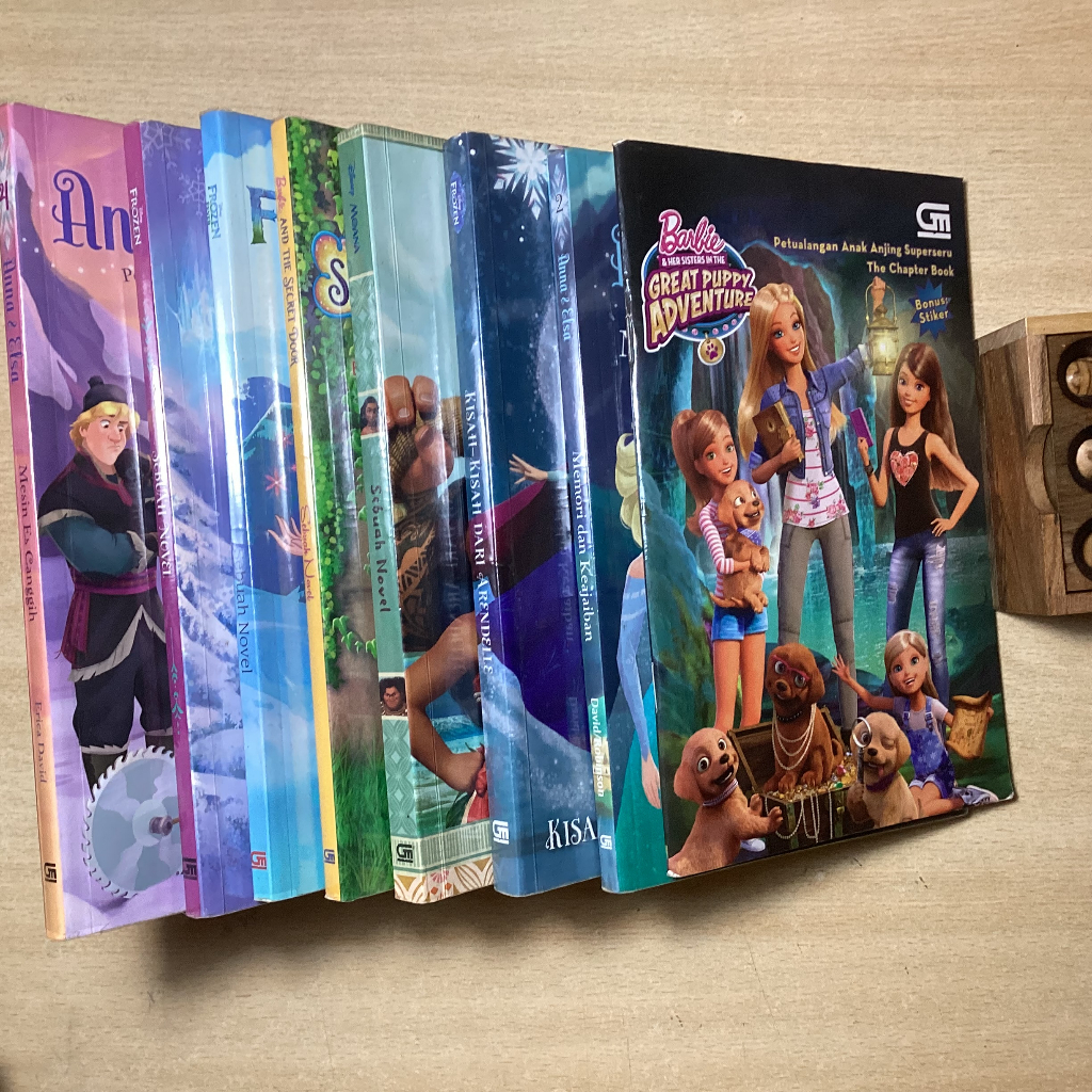 [PRELOVED] NOVEL DISNEY FROZEN, MOANA, BARBIE ORIGINAL