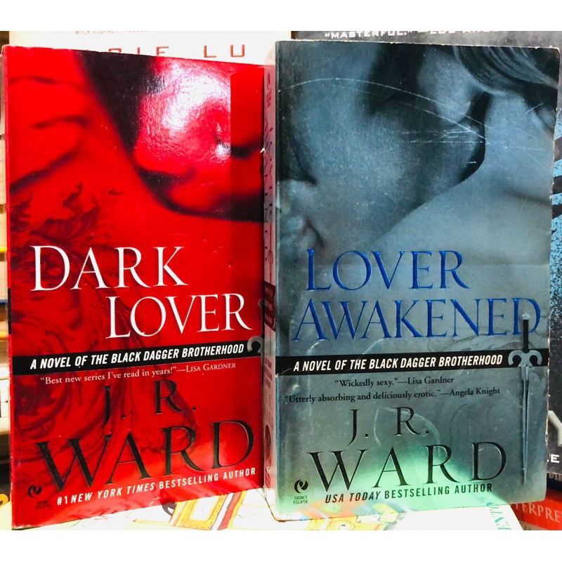 paket 2 novel karya j.r. Ward.