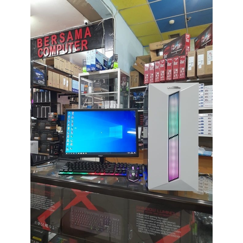 PC Gaming core i7 monitor led  key mouse full set siap pakai