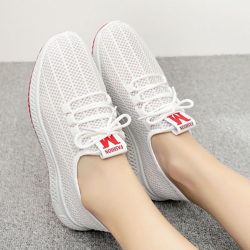 Sepatu wanita sneakers import/sepatu sneakers import trendy bertali fashion/shoes slip premium Putih