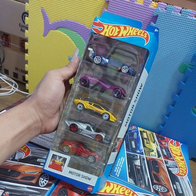 hot wheels original. hot wheels isi 5. hot wheels motor show. hot wheels terbaru