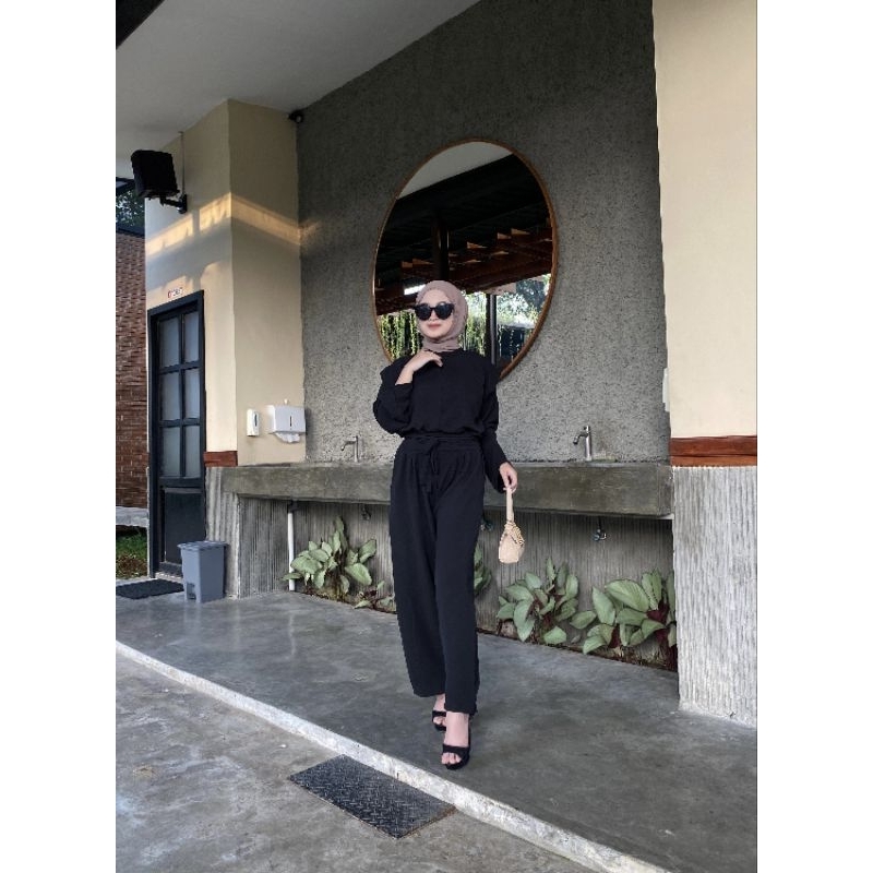 Olifia One Set Crinkle Air Flow Setelan Kulot Terbaru Wanita Top+Pants Outfit Kekinian Polos