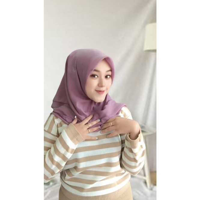 Sweater Rajut Wanita Korean Style Crop Top Strip Motif Blaster Oversize Premium