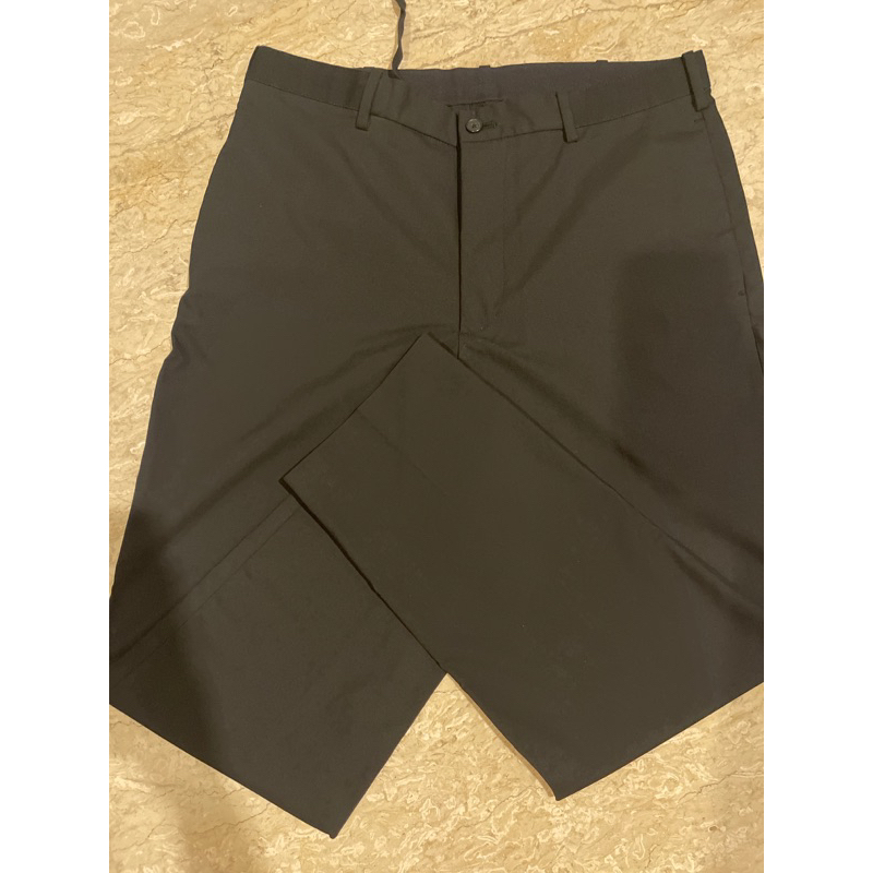 Preloved Uniqlo EZY Ankle Man Pria Man pants size L black