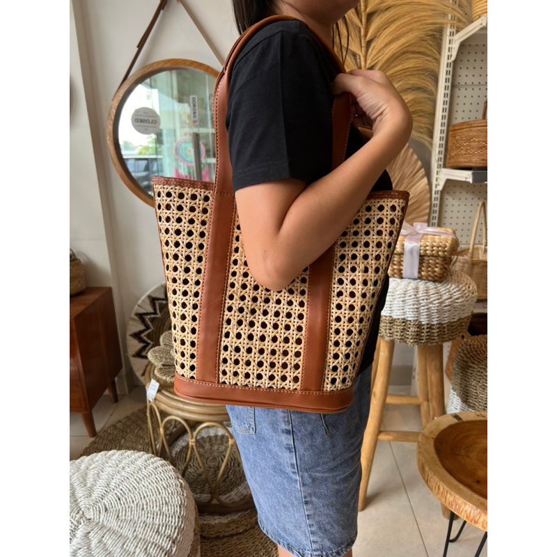 Tas Anyaman Rotan / Tas Kerajinan Rotan / Tas Estetik / Tas Amara Rattan