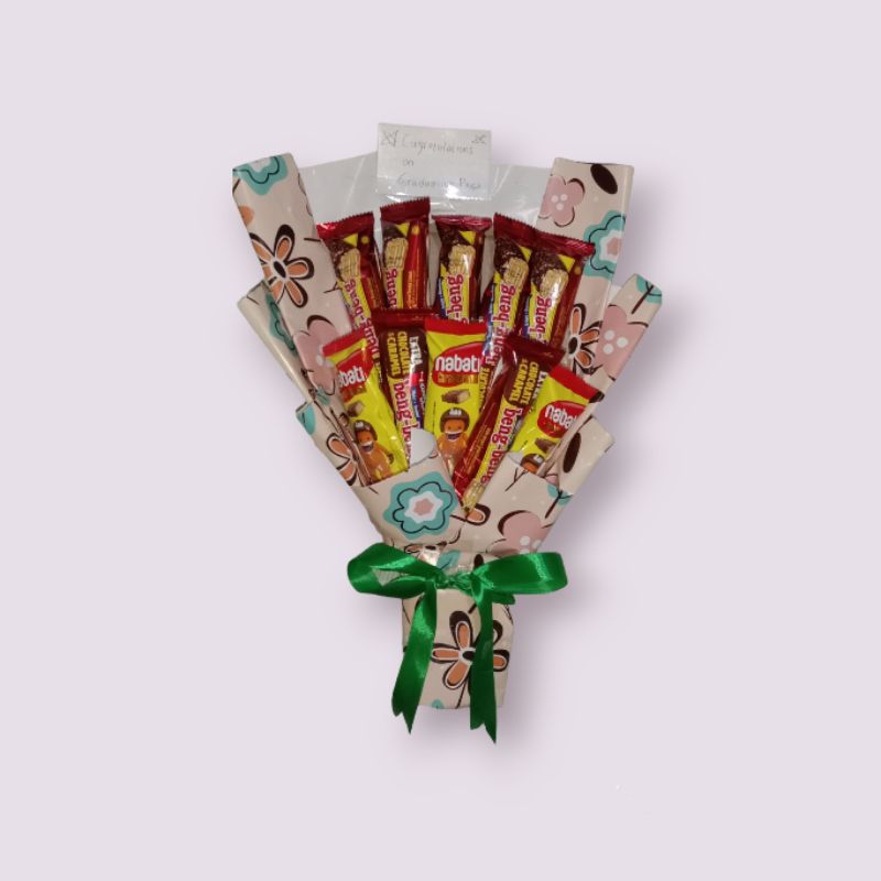 

BUKET SNACK DARI KERTAS KADO UNTUK WISUDA,HAPPY BIRTDAY