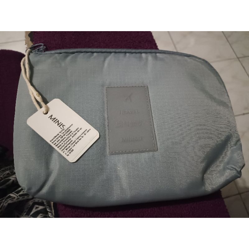 pouch miniso