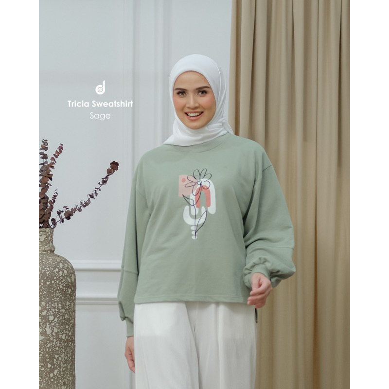 Deenay Tricia Sweatshirt - Atasan Deenay Asli