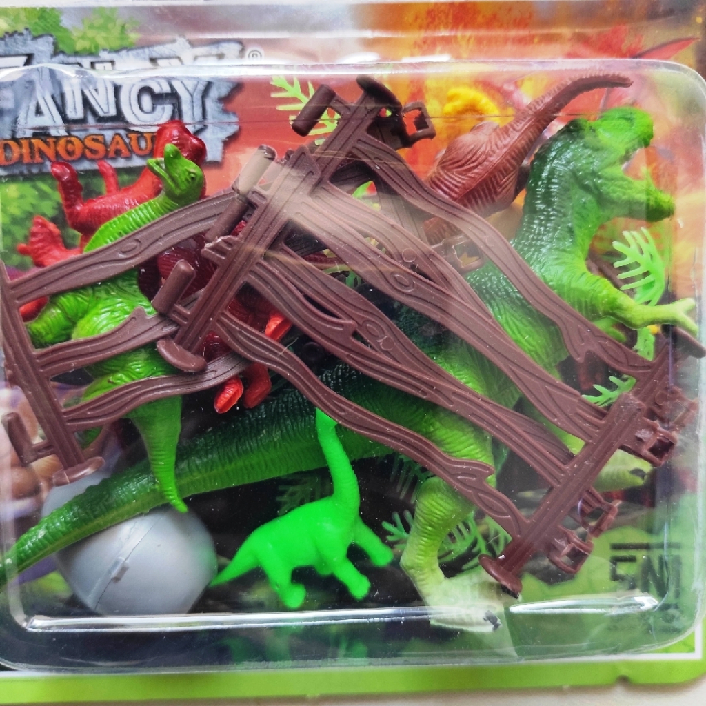 Mainan Dinosaurus Set isi 7pcs Dino Besar Sedang Kecil Kemasan Mika