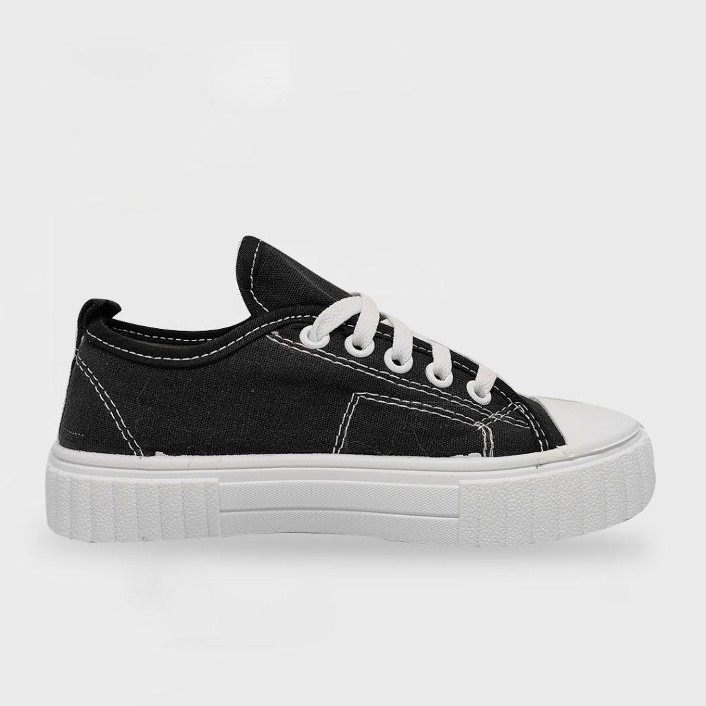 DISKON CUCI GUDANG !! Terbaru ! Sepatu Sneakers Import Wanita Korea Fashion / Sepatu Sneakers Converro Black&amp;White Casual Unisex Termurah Sepatu Distro Kekinian
