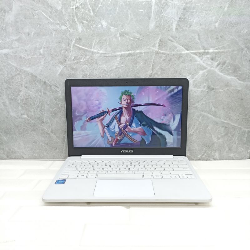 NOTEBOOK ASUS E203MAH INTEL CELERON N4000 4GB SSD 256GB WHITE