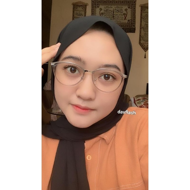 KACAMATA  BACA. PLUS   WANITA.  LENSA PHOTOCROMIC. ANTIRADIASI. KACAMATA PLUS WANITA