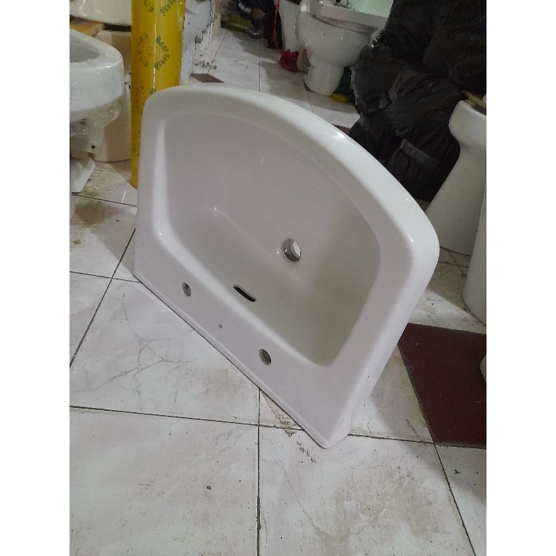 WASTAPEL TOTO PUTIH LW 220