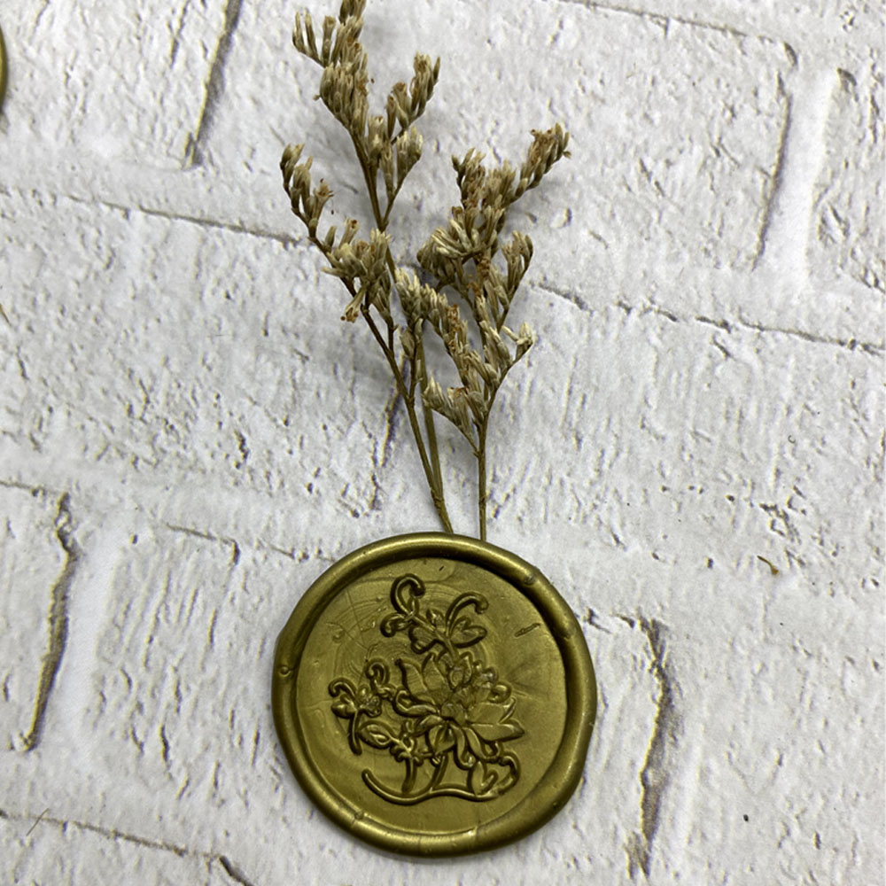 

Seal Stamp Instan With Dried Flower