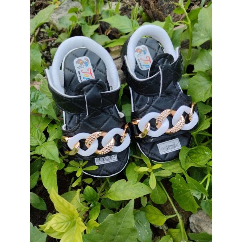 khainuna sandal anak model gesper rantai size 22-25