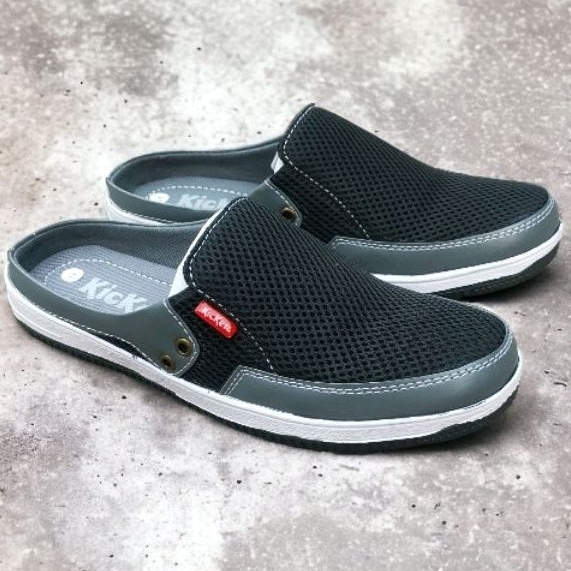 Sepatu Sandal Selop Bustong Casual Pria slip on