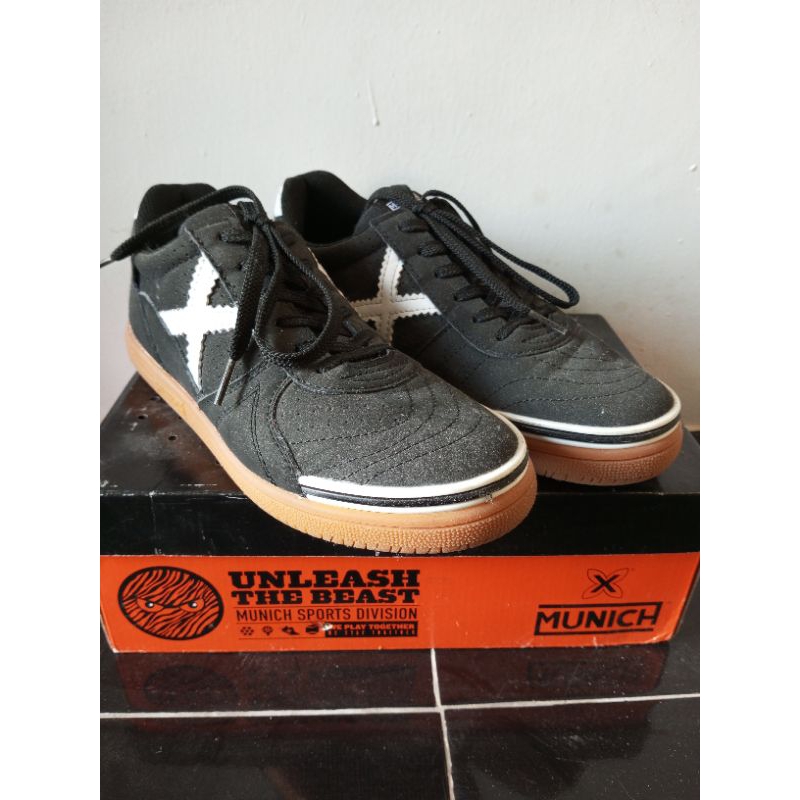 Sepatu Futsal X-Munich G3 second size 40
